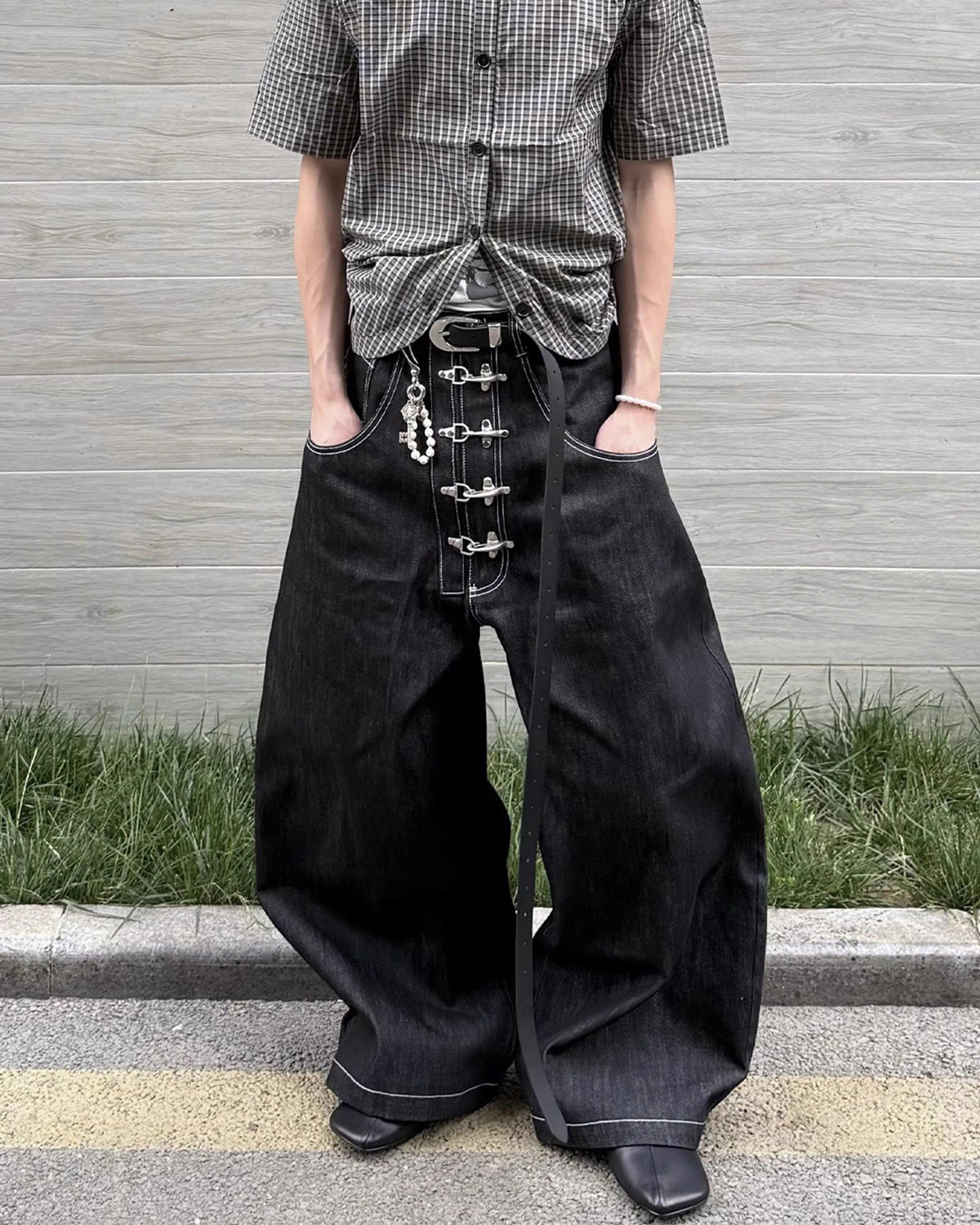 Vintage Buckle Baggy Denim Pants