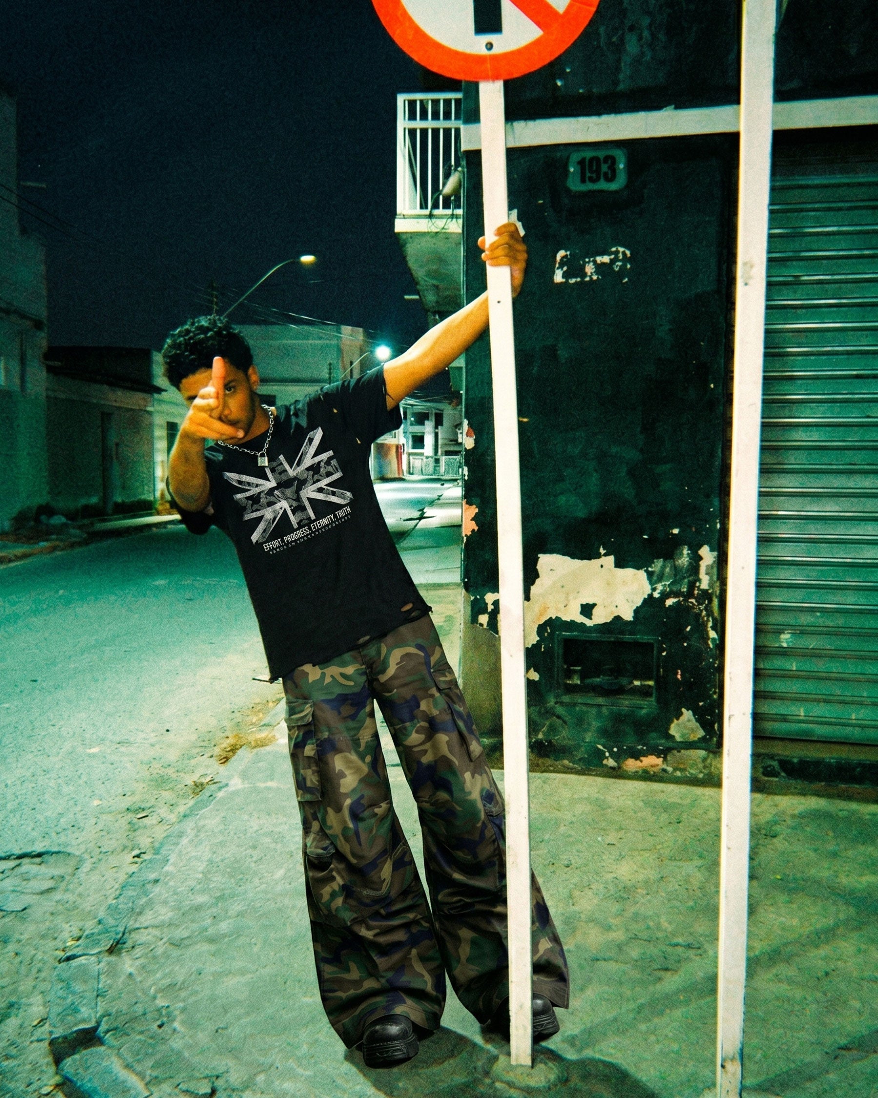 KIIKIO-New Y2K Distressed Union Graphic Washed Black T-Shirt