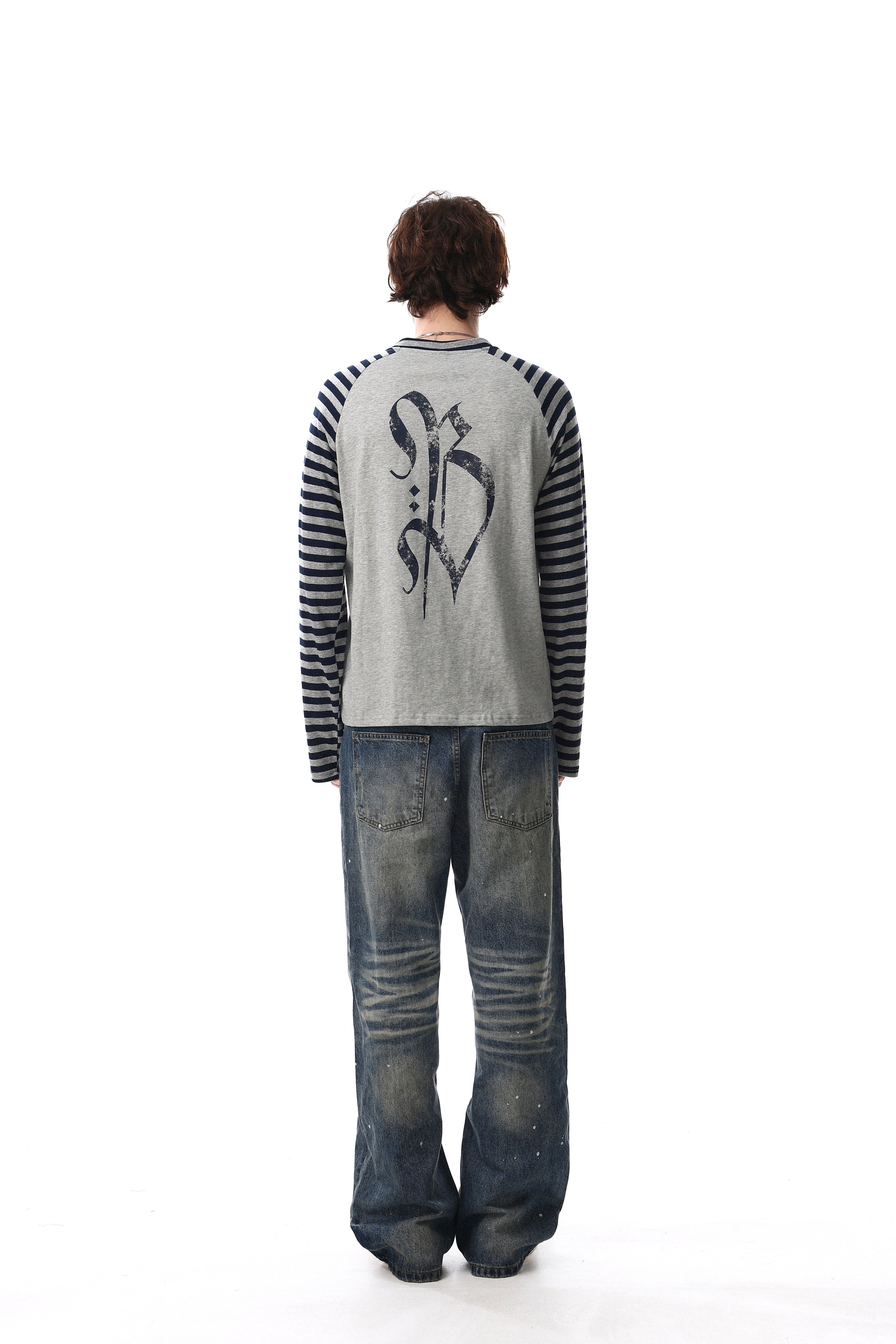 Omirad Cross Graphic Raglan Long Sleeve Tee