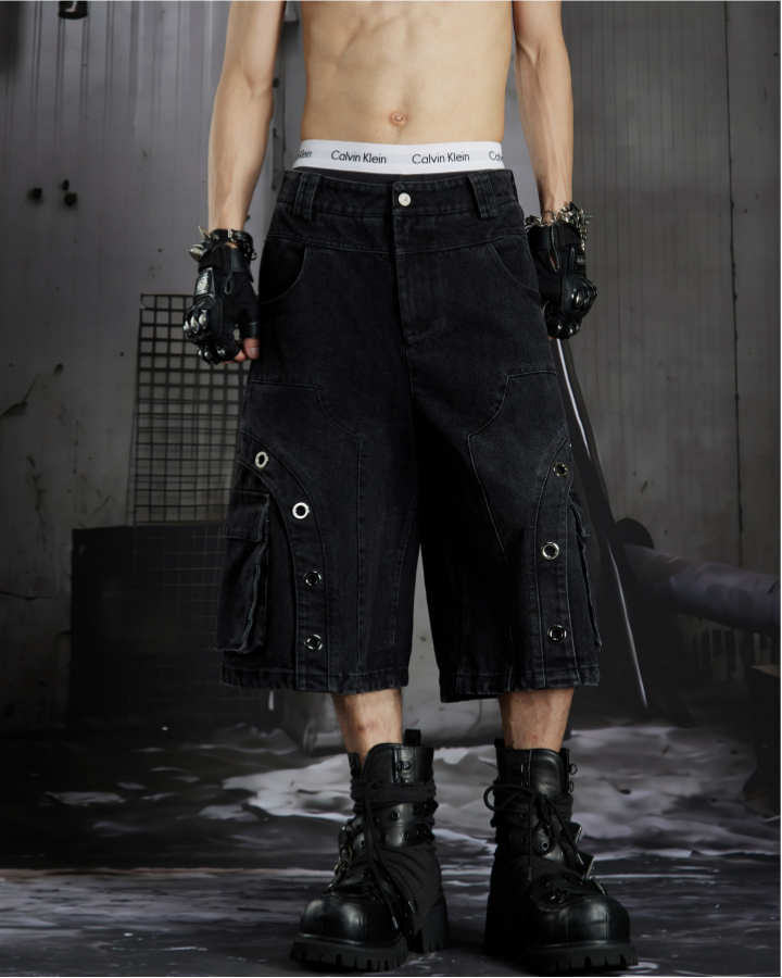 Dark Deconstructed Patchwork Wide-Leg Cropped Jeans