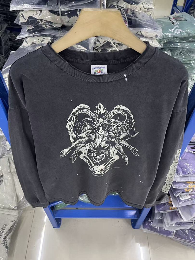 Saint Michael Gothic Illustration & Sleeve Print Sweatshirt