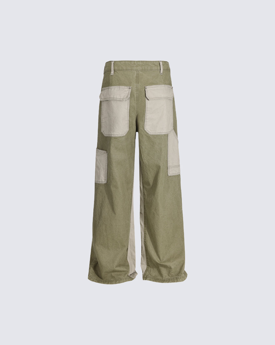 Vintage Chic Two-Tone Cargo Pants