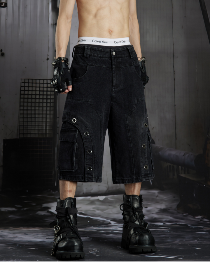Dark Deconstructed Patchwork Wide-Leg Cropped Jeans