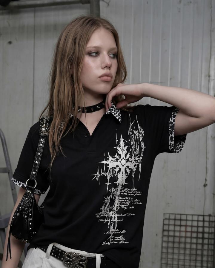 Graphic Print Leopard Collar Polo