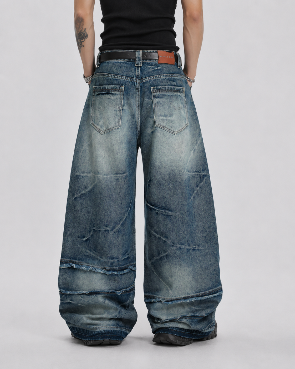 American-Style Distressed Casual Pleated Jeans