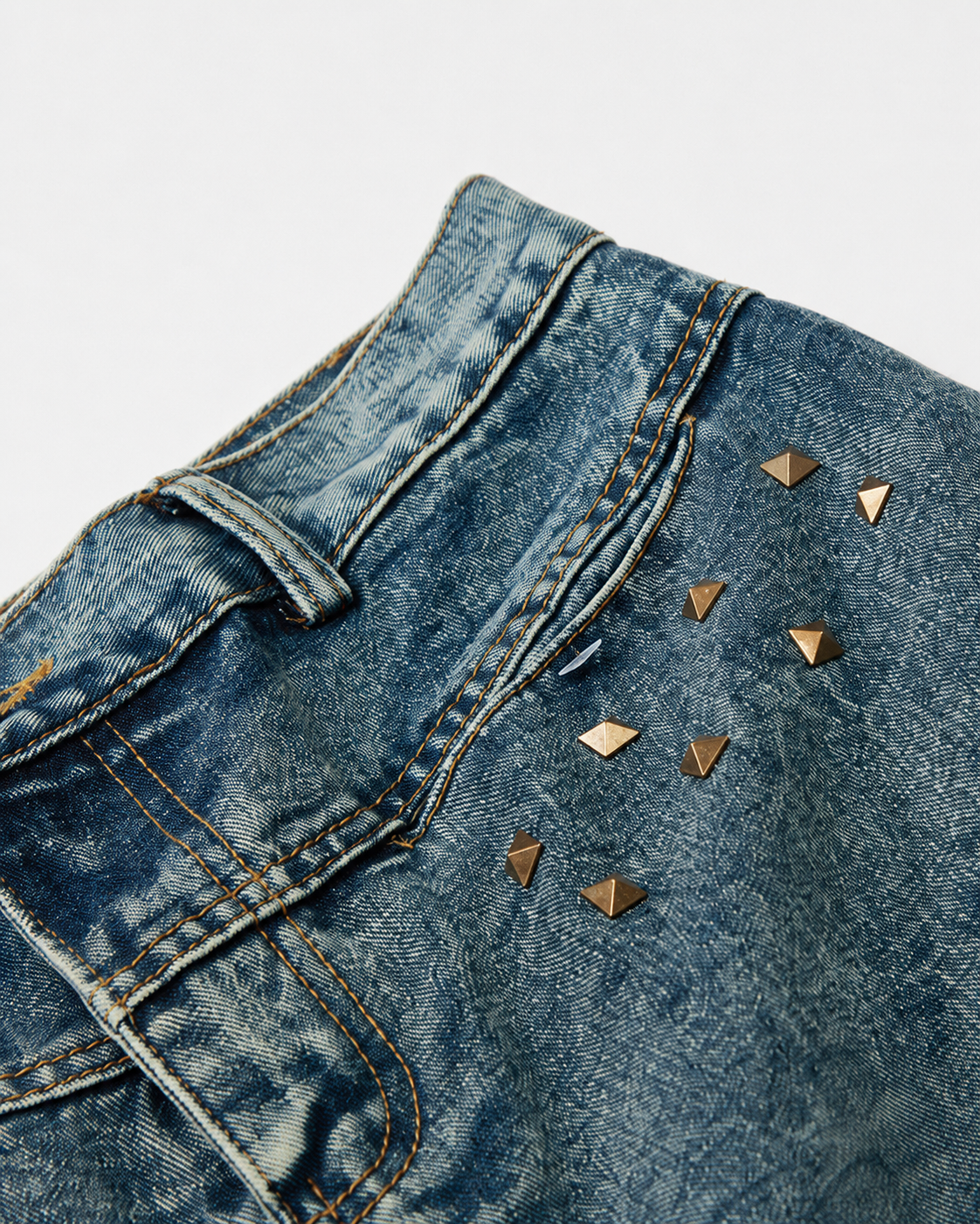 Retro Washed Studded Denim Capri Pants
