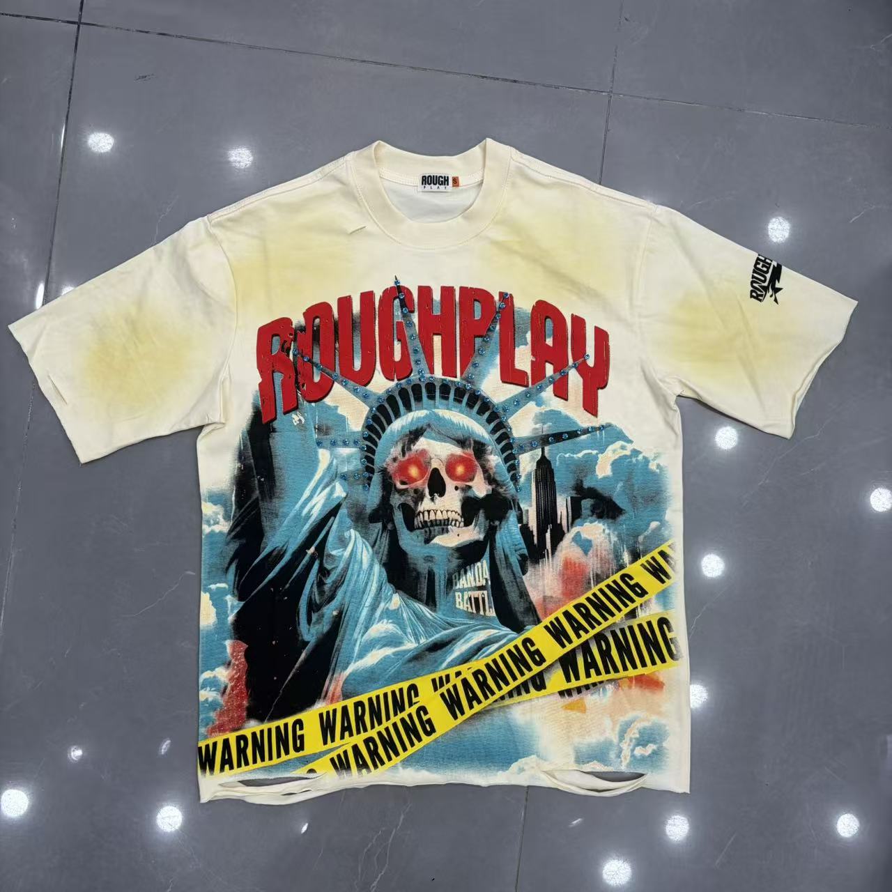 Roughplay Skull Statue Of Liberty Warning Tape Graphic Tee